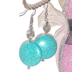 🆕 Handcrafted green earrings